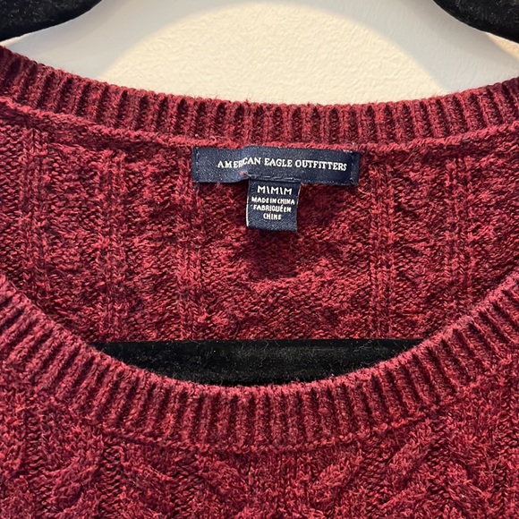 American Eagle Knitted Sweater, Size M, Burgundy, EUC - Picture 4 of 5